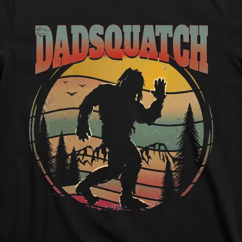 Dad Sasquatch Dadsquatch Bigfoot Hiking T-Shirt