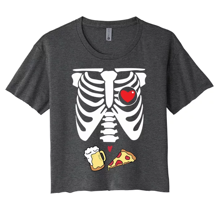 Dad Skeleton Halloween Beer Pizza Funny Pregnancy Couple Gift Women's Crop Top Tee