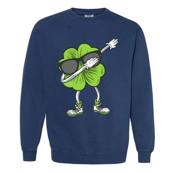 Dabbing Shamrock St Patrick's Day Shamrock Irish Boy Garment-Dyed Sweatshirt