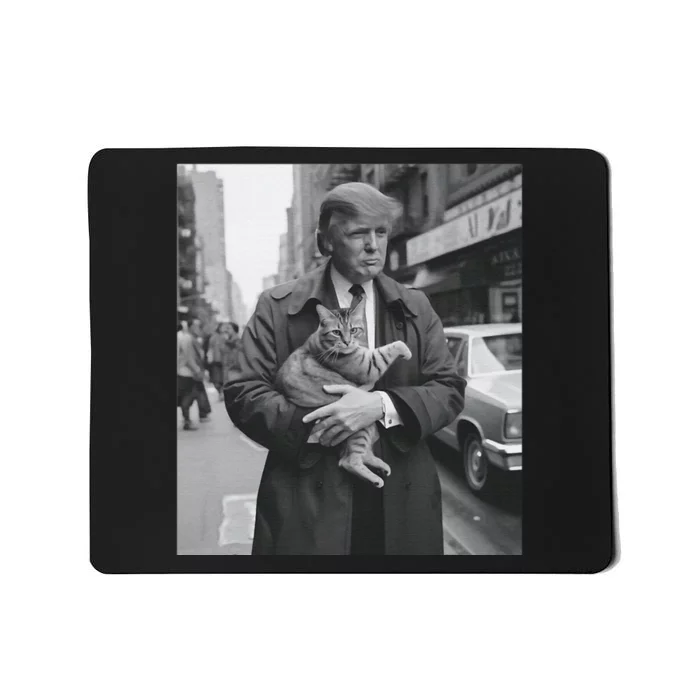 Donald Trump And Cat In Nyc Mousepad