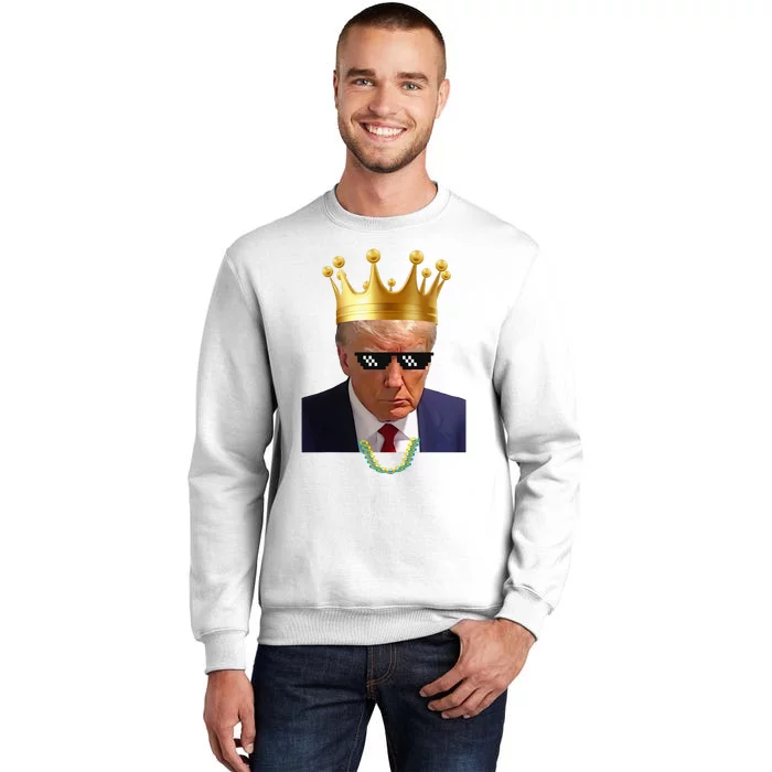 Donald Trump King Trump Mug Shot Aug. 2024 Thug Life Retro Sweatshirt