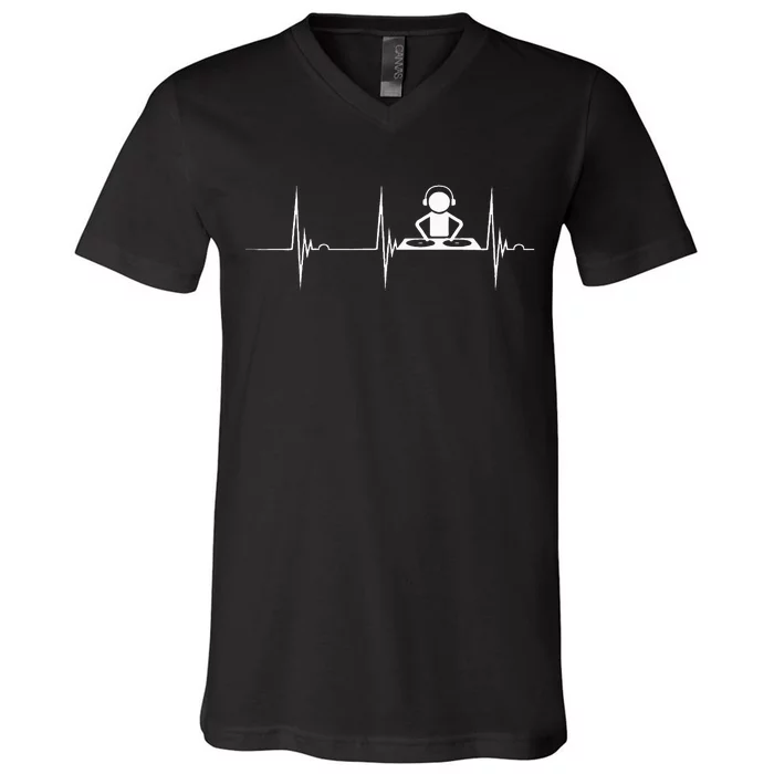 Dj Techno Turntable Dj Heartbeat Ekg Pulse Dance Music V-Neck T-Shirt