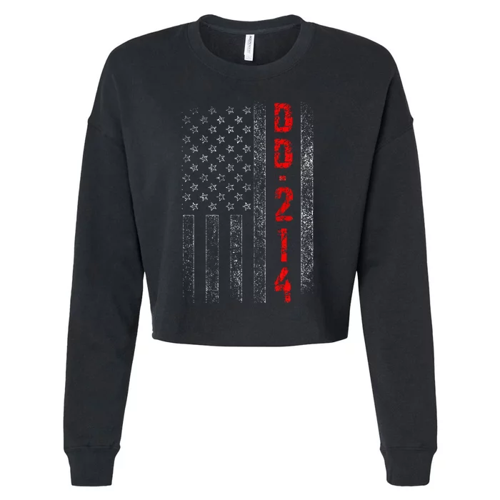 Dd214 Us Alumni American Flag Vintage Veteran Patriotic Cropped Pullover Crew