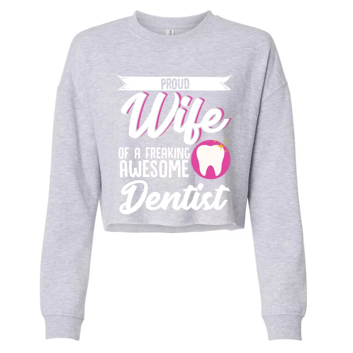 Dentist Wife Husband Dental Hygienist Couple Valentine’s Day Great Gift Cropped Pullover Crew