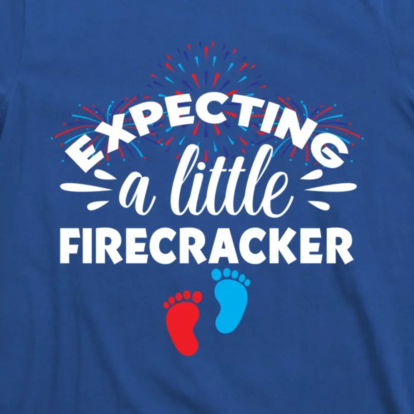 Expecting A Little Firecracker Pregnancy Mom To Be 4th July Gift T-Shirt