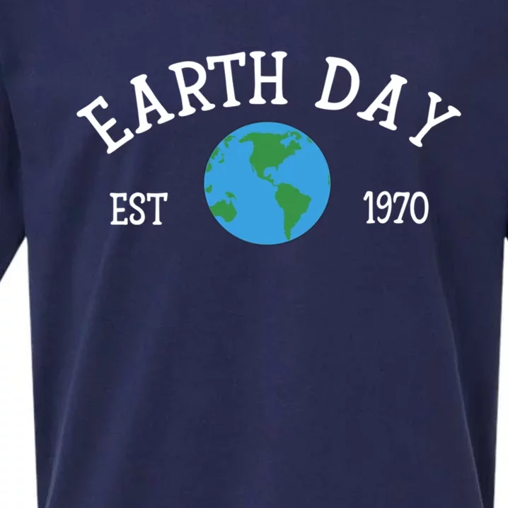 Earth Day Meaningful Gift Est 1970 Keeping It Green And Save Our Planet Cool Gif Sueded Cloud Jersey T-Shirt