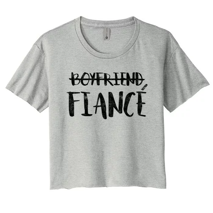 Engaget Friend Fiance Gift Married Wedding Great Gift Women's Crop Top Tee