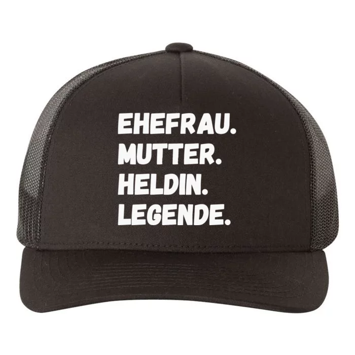 Ehefrau Mutter Heldin Legende Yupoong Adult 5-Panel Trucker Hat