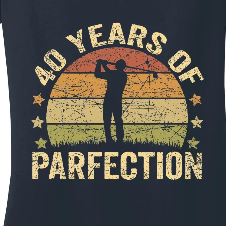 Funny 40th Birthday Golf Pun Retro Sunset 40 Year Old Golfer Women's V-Neck T-Shirt