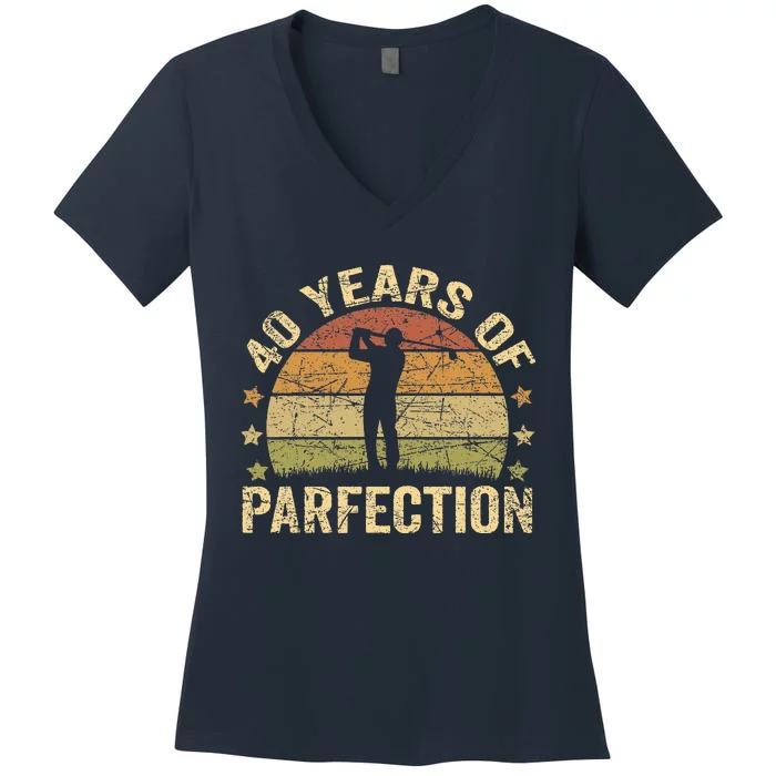 Funny 40th Birthday Golf Pun Retro Sunset 40 Year Old Golfer Women's V-Neck T-Shirt