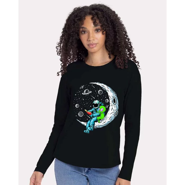 Funny Alien & Astronaut Reads Book Outer Space Book Readers Womens Cotton Relaxed Long Sleeve T-Shirt