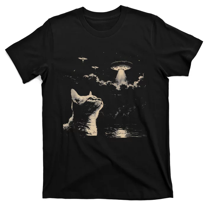 Funny Animal Cat Selfie With Ufos Weird T-Shirt