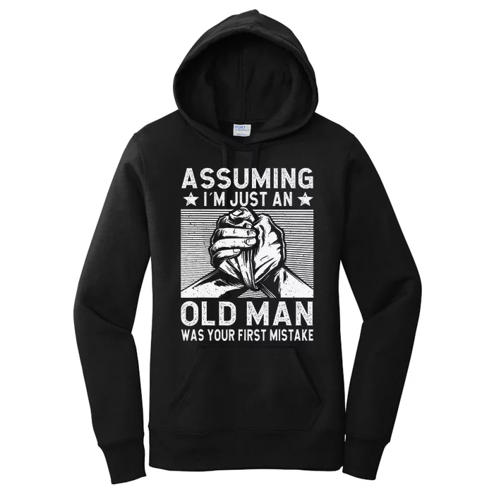 Funny Arm wrestling old man arm wrestler Women's Pullover Hoodie