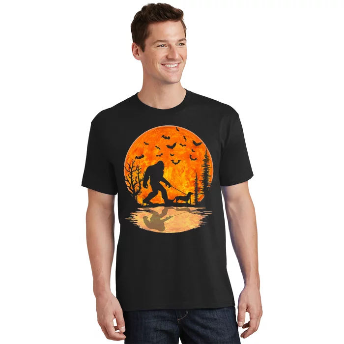 Funny Bigfoot and Wiener Dog Halloween Costume T-Shirt