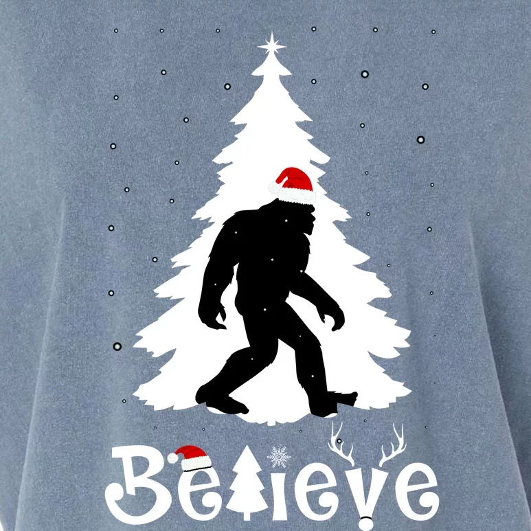 Funny Believe In Sasquatch Christmas Garment-Dyed Women's Muscle Tee