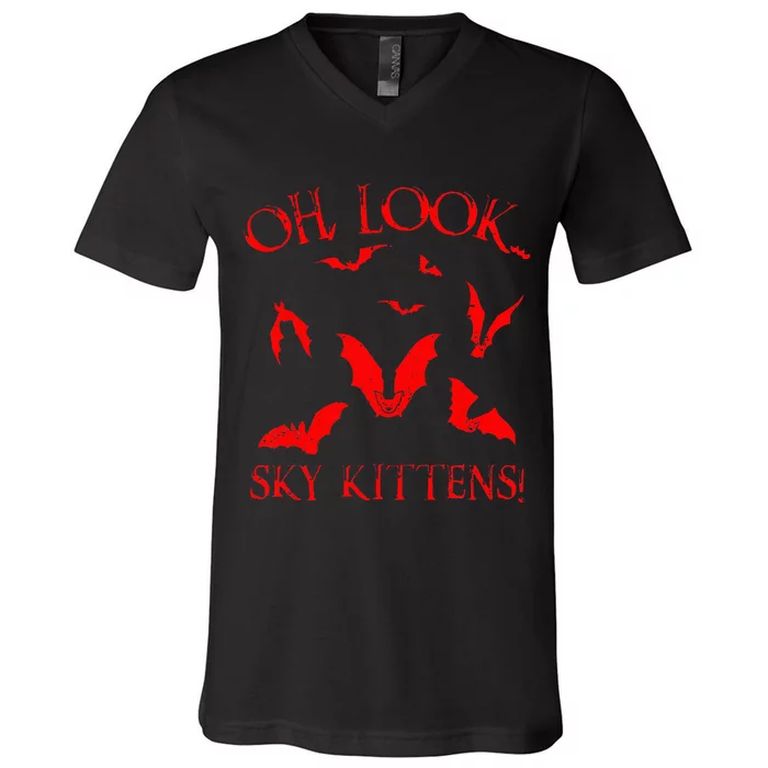 Funny Bat Lover Gift For Men Women Cool Sky Kittens Horror V-Neck T-Shirt