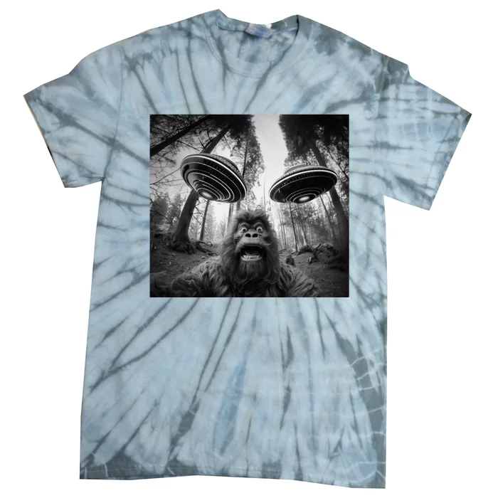 Funny Bigfoot Sasquatch Alien Ufo For Women Graphic Tie-Dye T-Shirt