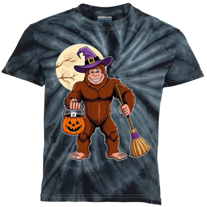 Funny Bigfoot Sasquatch Witch Halloween Costume Kids Tie-Dye T-Shirt