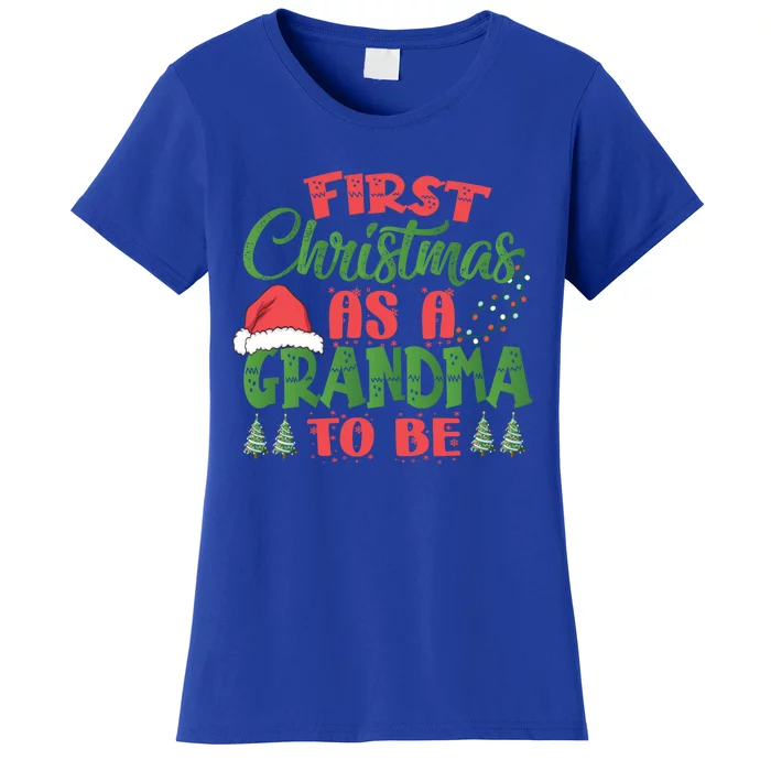 First Christmas As A Grandma To Be Gift Future Granny Xmas Meaningful Gift Women's T-Shirt