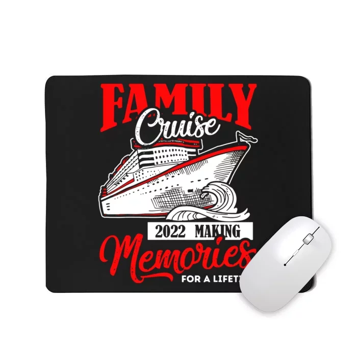 Family Cruise Mousepad