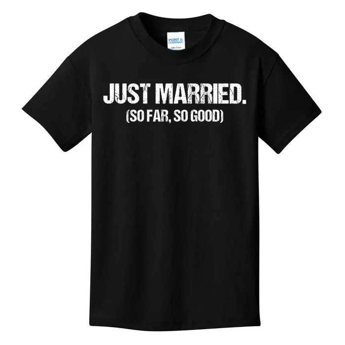 Funny Couple Just Married Kids T-Shirt