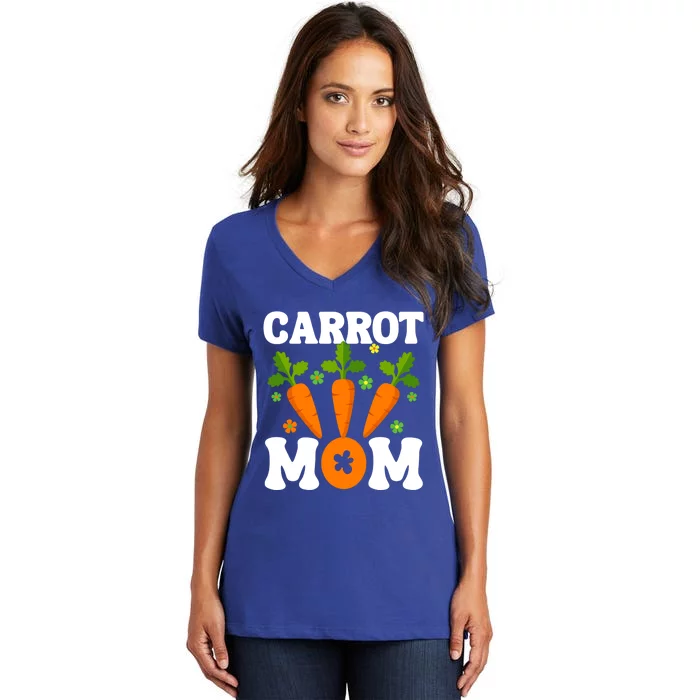 Funny Carrot Mom Fruit Vegetable Mothers' Day Gardener Meaningful Gift Women's V-Neck T-Shirt