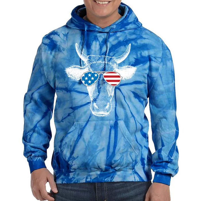 Funny Cow Patriotic Usa Flag Aviator Sun Glasses Design Gift Tie Dye Hoodie