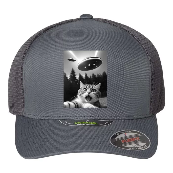 Funny Cat Selfie With Ufo Alien Flexfit Unipanel Trucker Cap