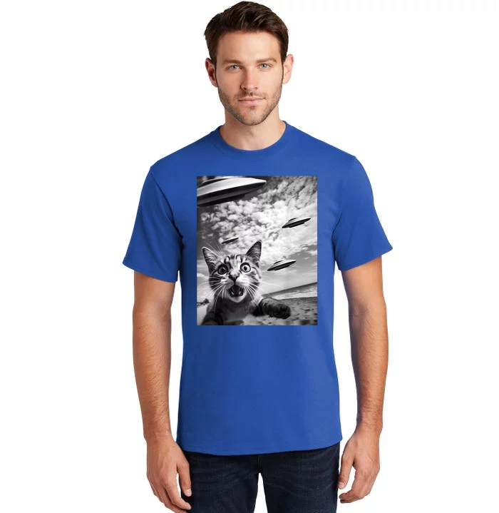 Funny Cat Selfie With Alien Ufos Tall T-Shirt