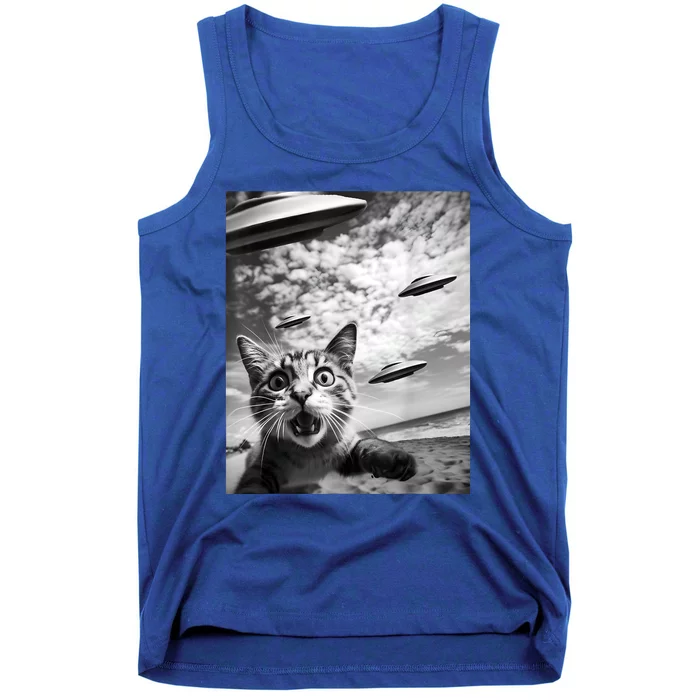 Funny Cat Selfie With Alien Ufos Tank Top