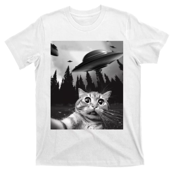 Funny Cat Selfie With Ufos T-Shirt