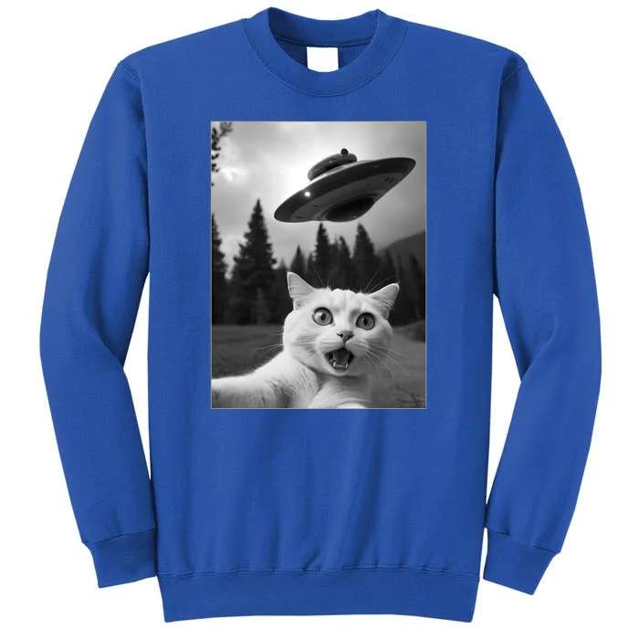 Funny Cat Selfie With A Ufo Sweatshirt