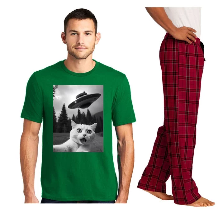 Funny Cat Selfie With A Ufo Pajama Set