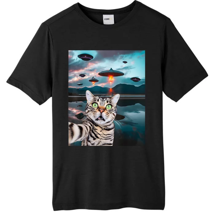 Funny Cat Selfie With Ufos Cute Alien Cat In The Cap ChromaSoft Performance T-Shirt