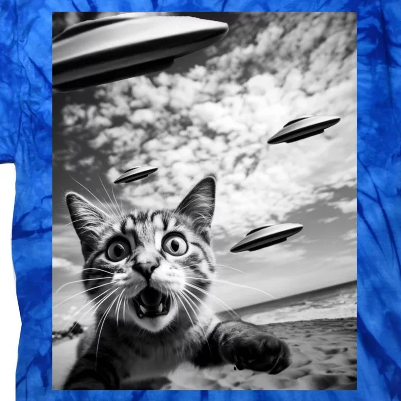 Funny Cat Selfie With Alien Ufos Funny Cat Lovers AlienS Ufo Tie-Dye T-Shirt