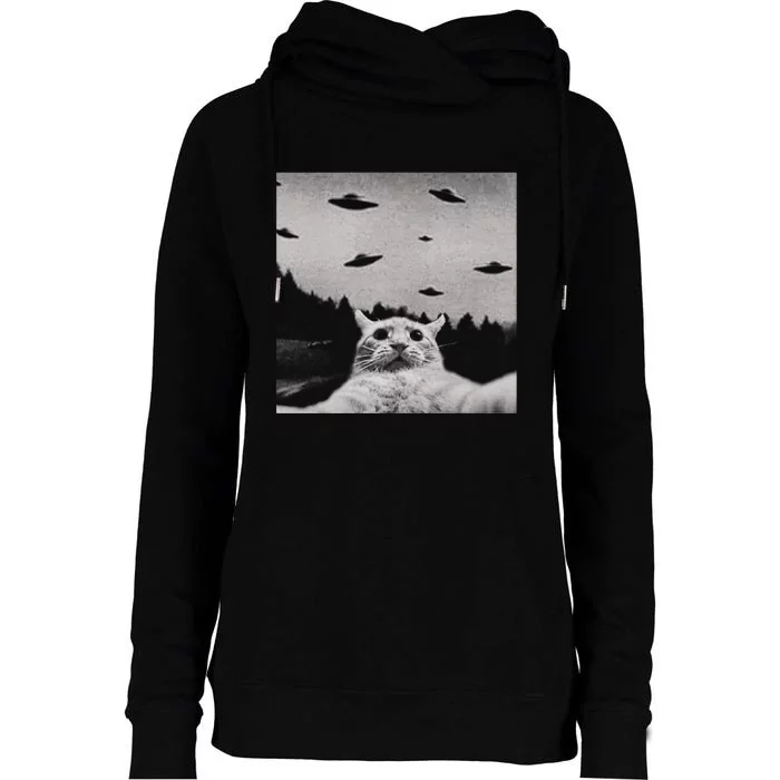 Funny Cat Selfie With Alien Ufos Funny Cat Lovers AlienS Ufo Womens Funnel Neck Pullover Hood