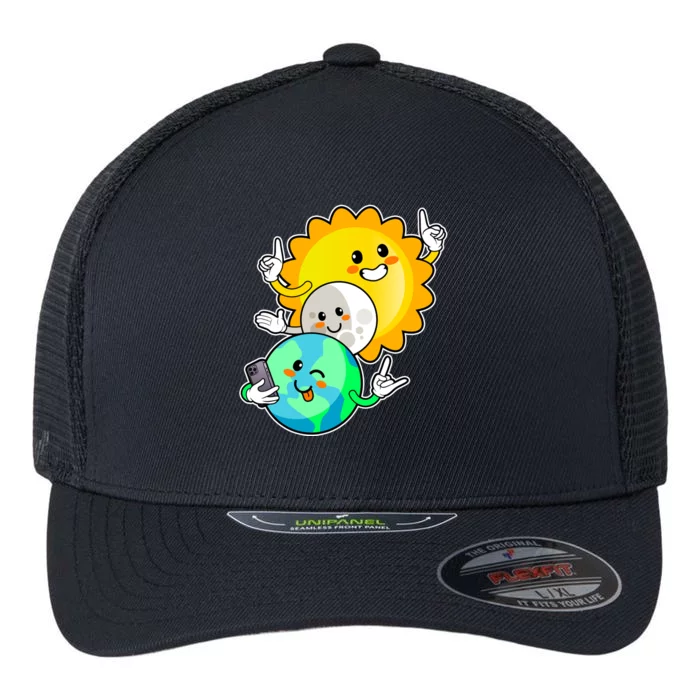 Funny Cute Total Solar Eclipse Earth Moon Sun Selfie Flexfit Unipanel Trucker Cap