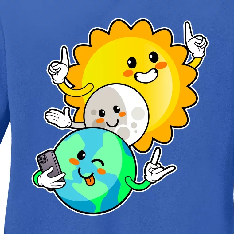 Funny Cute Total Solar Eclipse Earth Moon Sun Selfie Ladies Long Sleeve Shirt