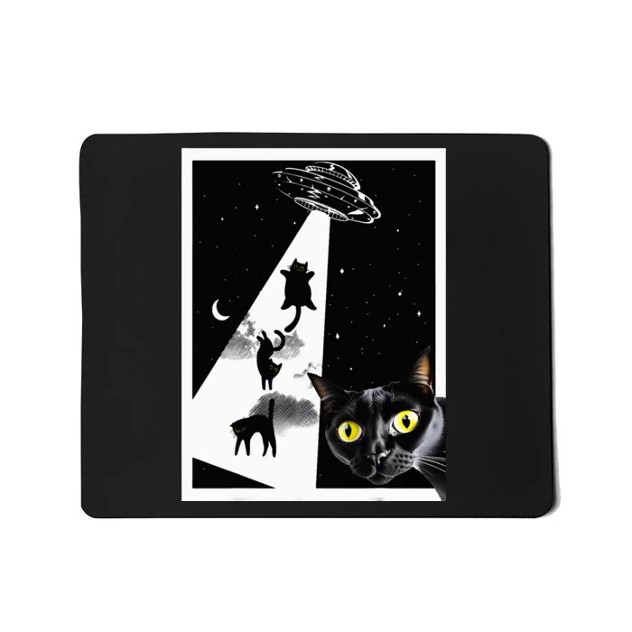 Funny Cats With Alien UFO Spaceship. Funny Cat Lovers Mousepad