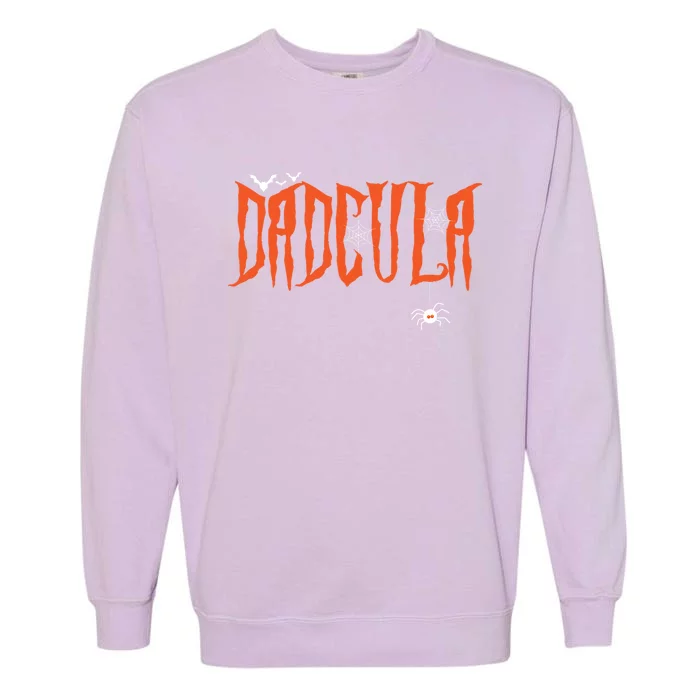 Funny Dadcula Halloween Dad Dracula Costume Momster Matching Gift Garment-Dyed Sweatshirt