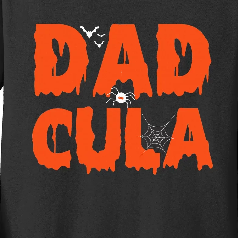 Funny Dadcula Halloween Dad Dracula Costume Momster matching Kids Long Sleeve Shirt