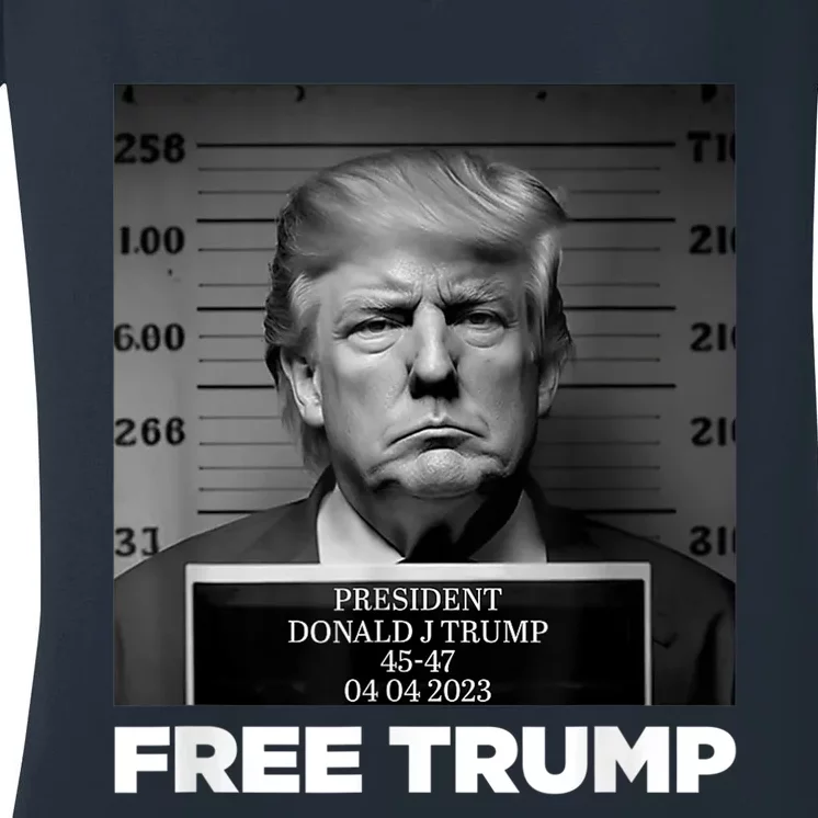 Free Donald Trump Mugshot Women's V-Neck T-Shirt