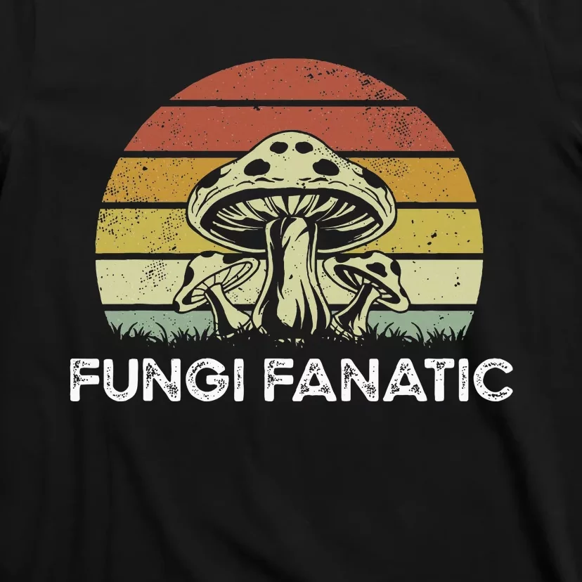 Funny Foraging Morels Fungi Mushroom Picker Mushroom Hunter T-Shirt