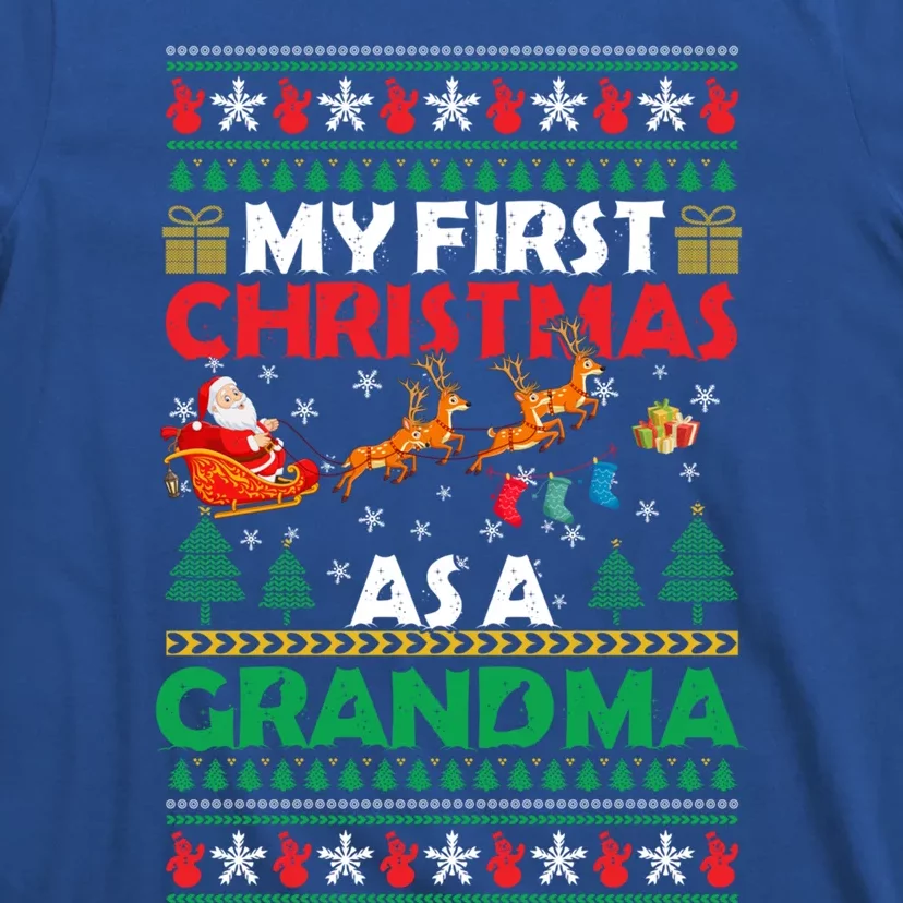 Funny Family My 1st First Christmas As A Grandma Ugly Xmas Meaningful Gift T-Shirt