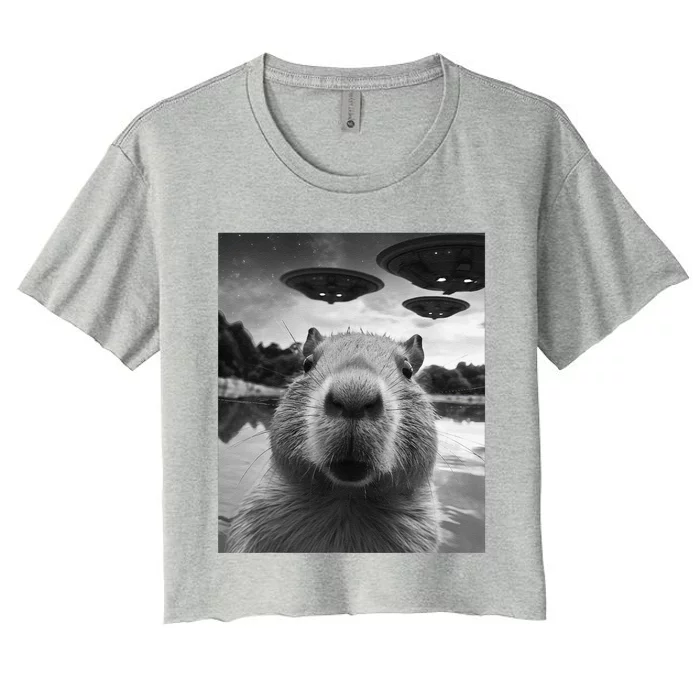 Funny Graphic Capybara Selfie With Ufos Weird Women's Crop Top Tee