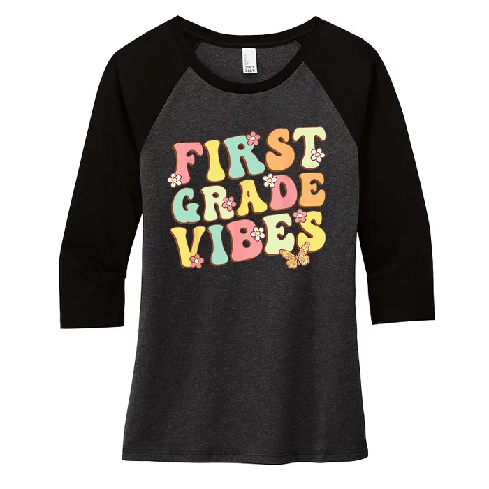 First Grade Vibes Hello Team 1st Grade Teacher Retro Women's Tri-Blend 3/4-Sleeve Raglan Shirt