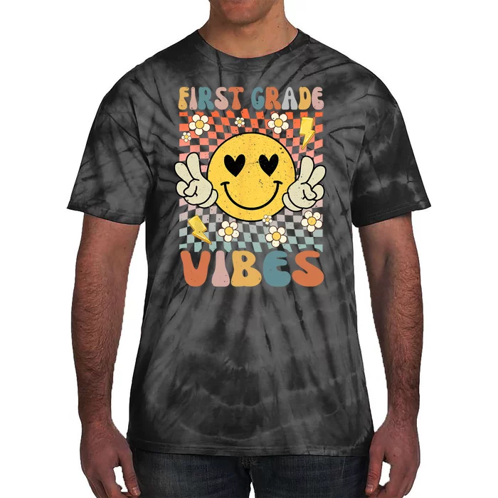 First Grade Vibes 1st Grade Retro Teacher 1st Day Of School Tie-Dye T-Shirt