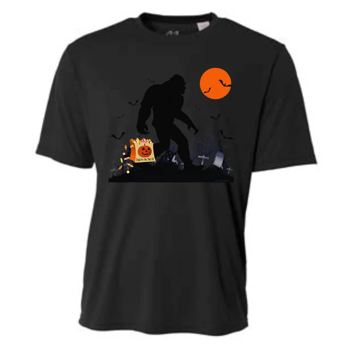 Funny Halloween Bigfoot Trick Or Treating Bigfoot Cooling Performance Crew T-Shirt