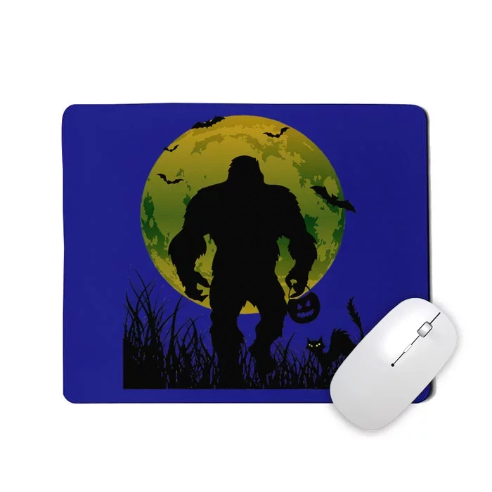 Funny Halloween Costume Sasquatch Bigfoot Halloween Mousepad