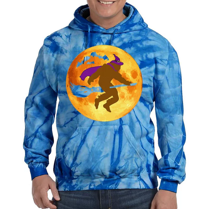 Funny Halloween Sasquatch Bigfoot Vintage Halloween Costume Tie Dye Hoodie